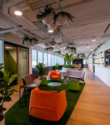 O2Work - Odeon Towers - interior view 1
